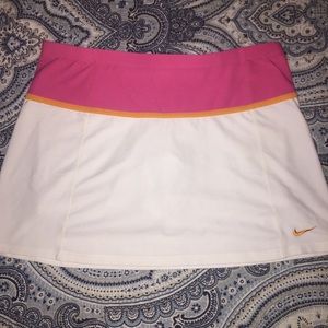 Women’s Nike Tennis skirt